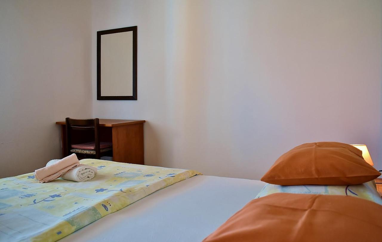 Feniks Apartmani Lopar Kültér fotó